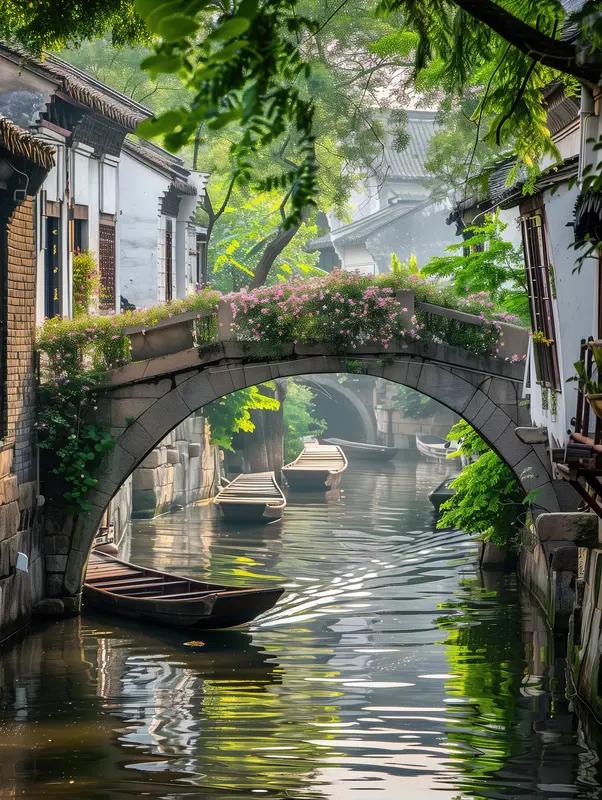 苏州最美的风景既有古典园林与水乡古镇的婉约，也有现代地标的时尚璀璨，以下是一些推