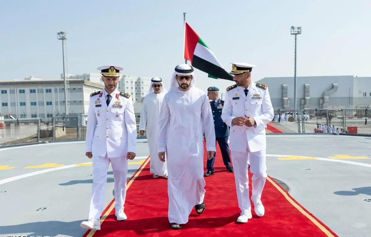 又开打！不是美军，不是以色列，阿联酋正式参战，瞄准伊朗炼油厂。
波斯湾这潭水，这