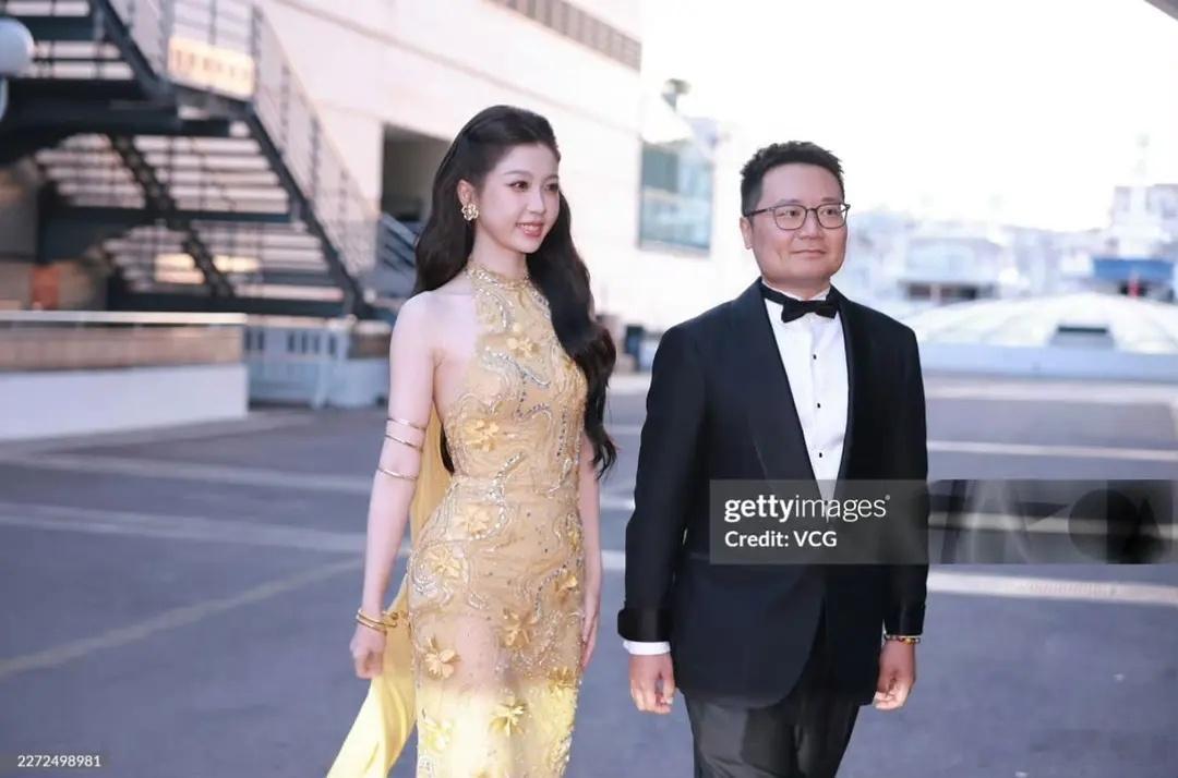 虞书欣的G社生图，G社这次居然拍的这么好看 