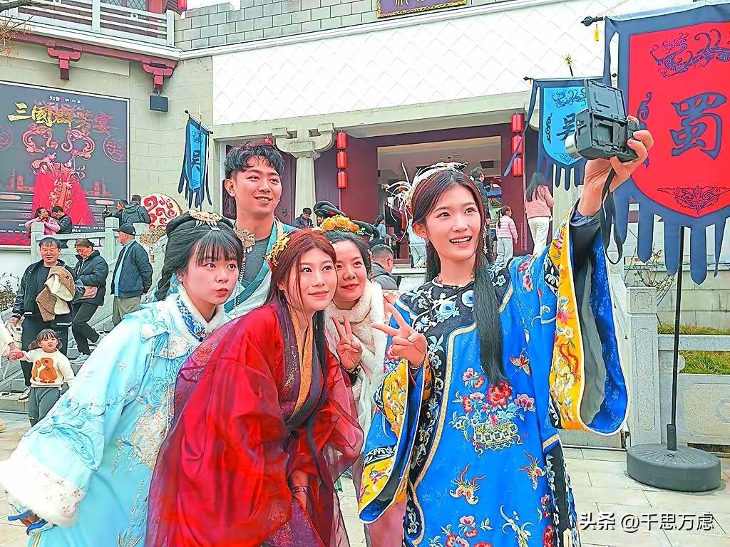 大陆讨厌的是“台独”，不是台湾人民。这一点坚定不移。
据澳门月刊5月22日报道，