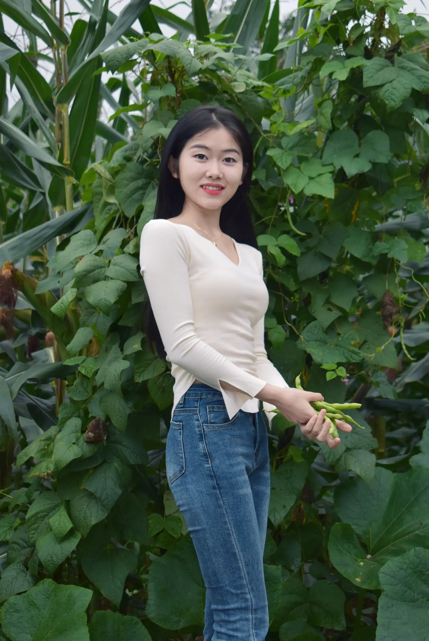 “你娶我吧，如果你赚得多就带我去吃火锅，买衣服，如果你赚的少，那我就去...