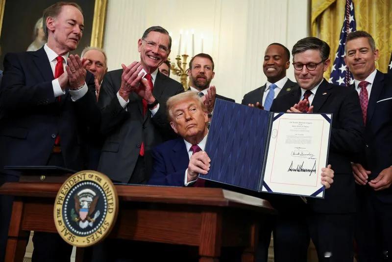 【特朗普美国就零排放汽车和温室气体排放规定起诉加州】[“石油大王”[笑cry]]