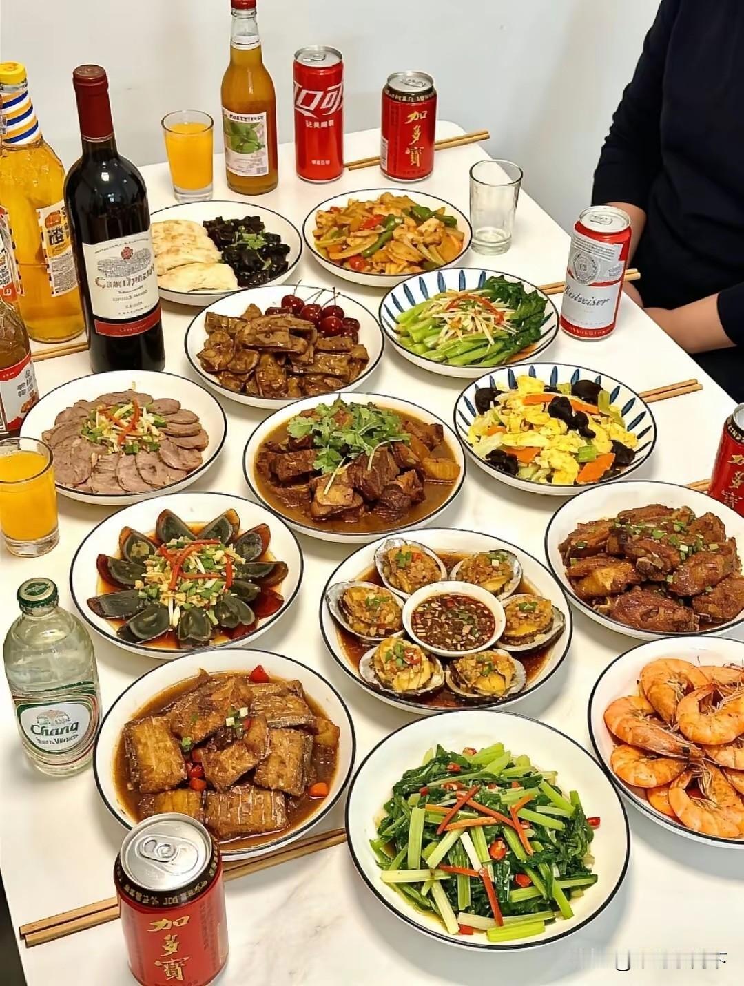 来人间走一趟，最不能辜负的就是人间美食！
过年过节，在家里做饭是一种享受，是一种