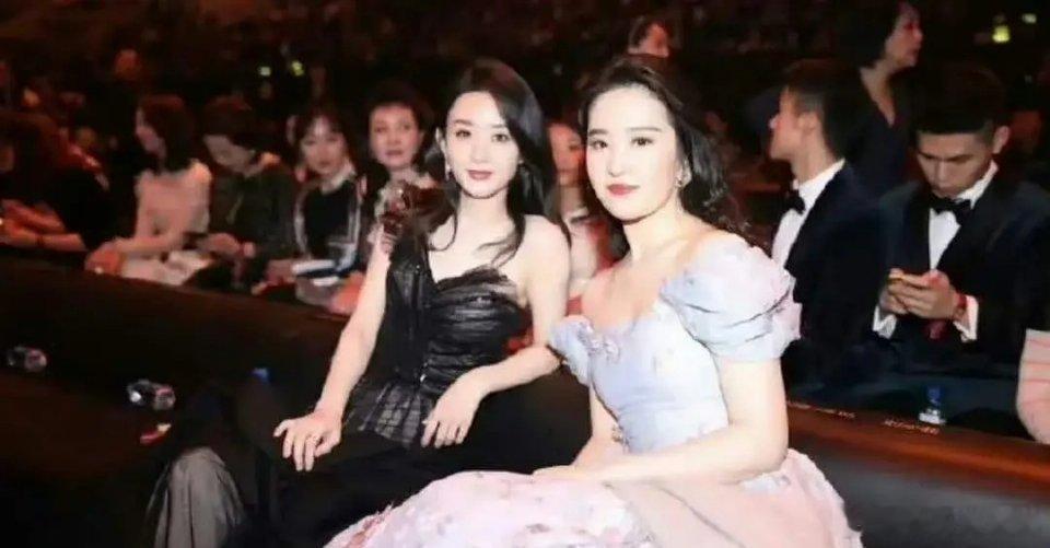 赵丽颖妥妥艳压刘亦菲了啊 ​​​