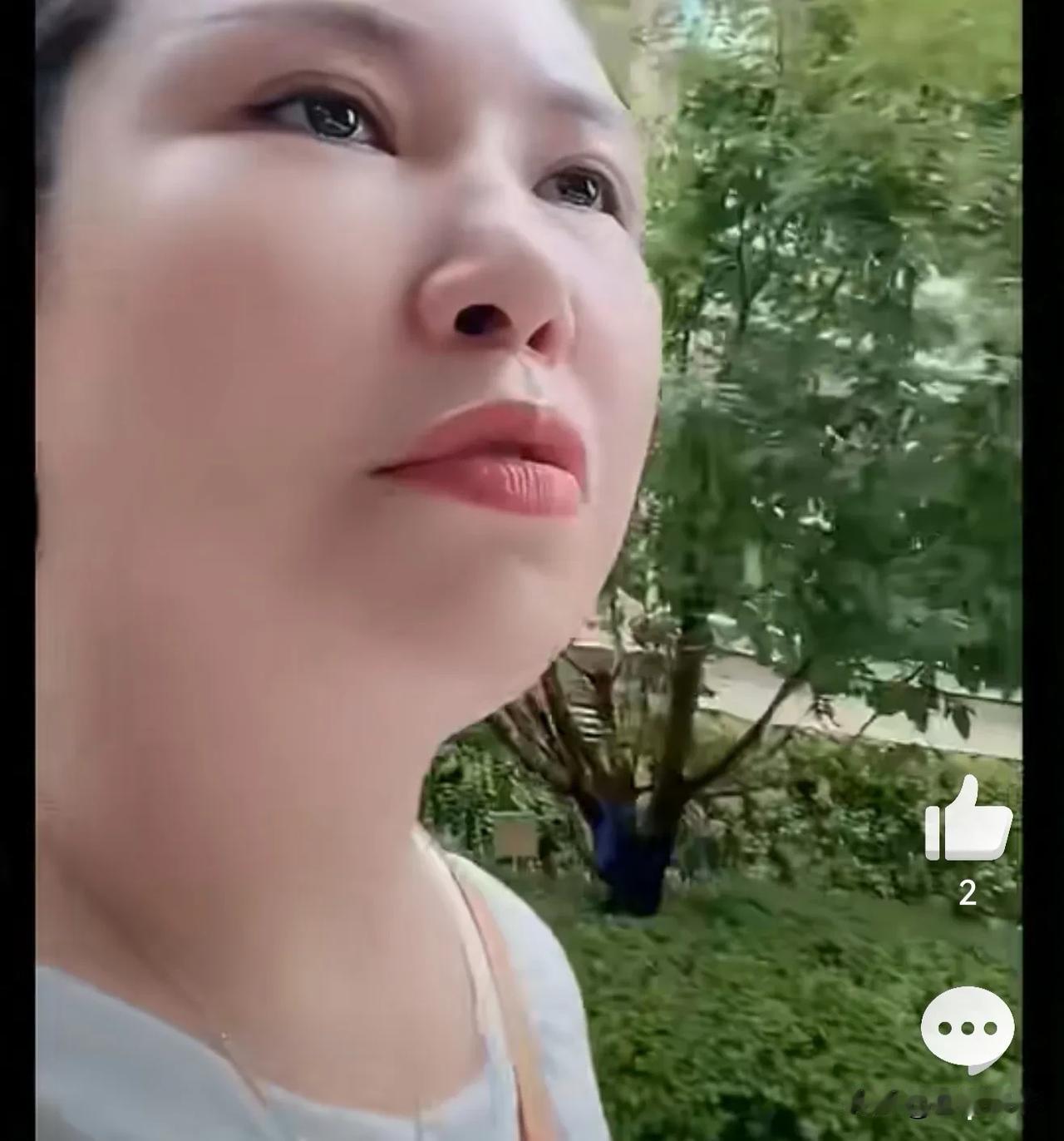 巴扎黑关注小冠军，驴姐替老弟辩解绝不是剧本！

               关