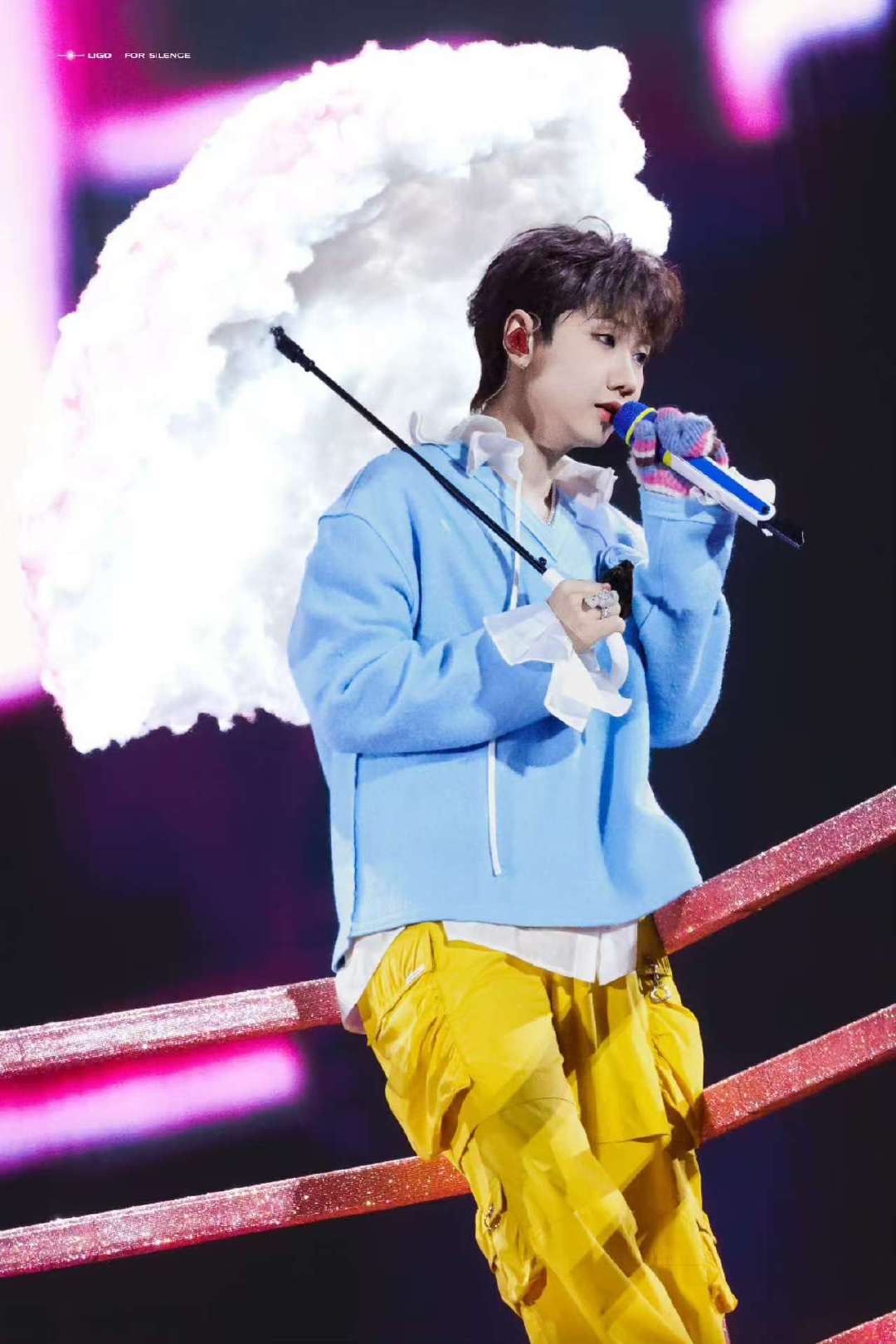 汪苏泷演唱会浪漫感动做收尾汪苏泷杭州三天见面爱意满分 汪苏泷杭州三天见面爱意满分