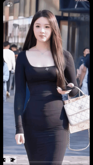 留长发的美女不多了！