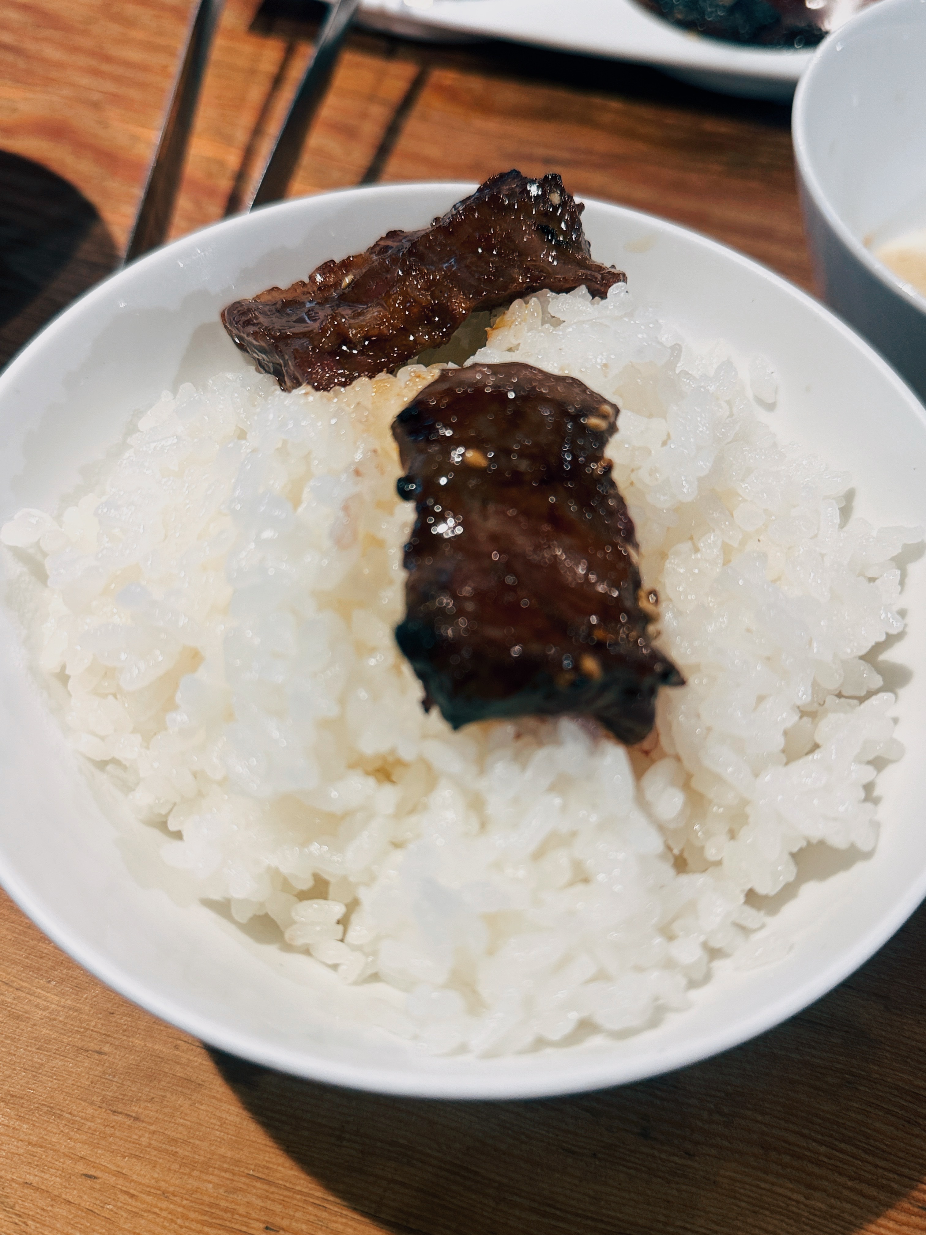 我觉得我减肥老失败最大的原因是我实在是太爱吃米饭了…………米饭为什么这么好吃……