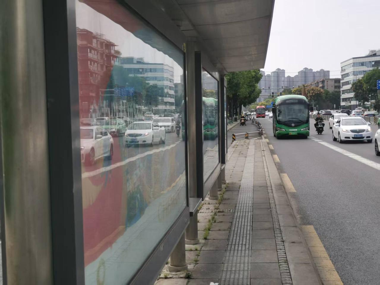 成都市公共交通集团拟于2026年9月7日起调整T132区间线路出收车时间，结合线