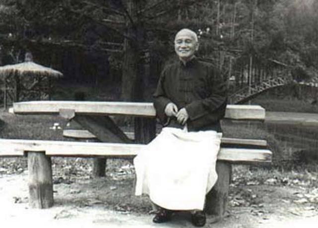 在蒋介石“4.12政变”前后，大多数五四精英为何集体倒戈支持蒋？1927年，蒋介