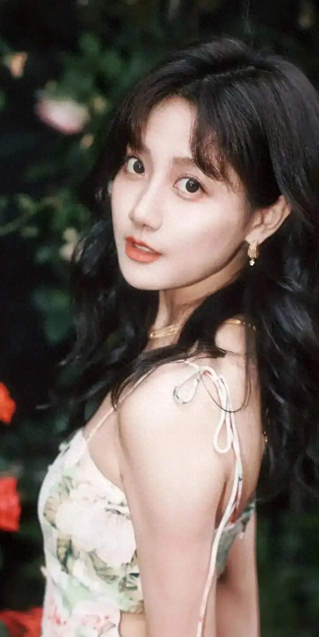 黄婷婷 李艺彤