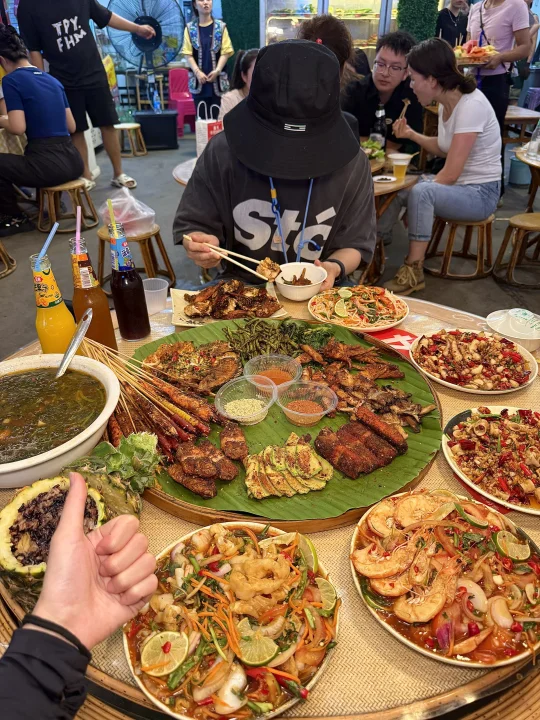 在版纳！3天吃了5次的傣味烧烤！
