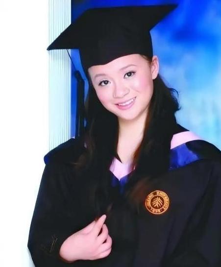 谁能想到，曾是满分高考状元能说出这样的话。对此现状，郑强教授那句，爱国是一个人的