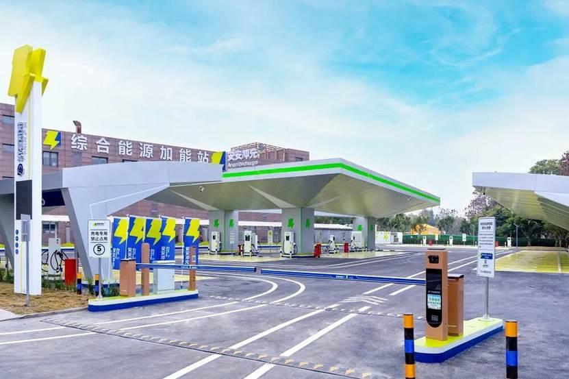 15分钟“满电复活”！成都这座能源站“黑科技”拉满，还能卖电赚差价


开车半路