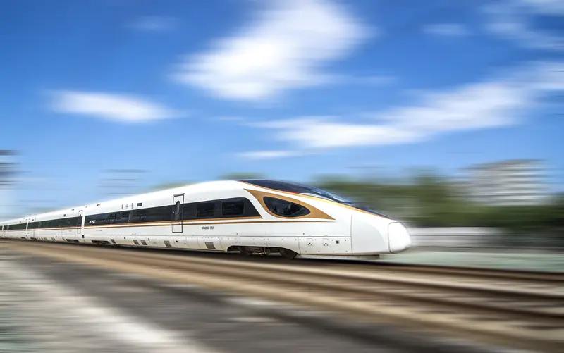 试验列车致人死亡，管理者罪不可赦
11月27日凌晨，检测地震设备的55537次试