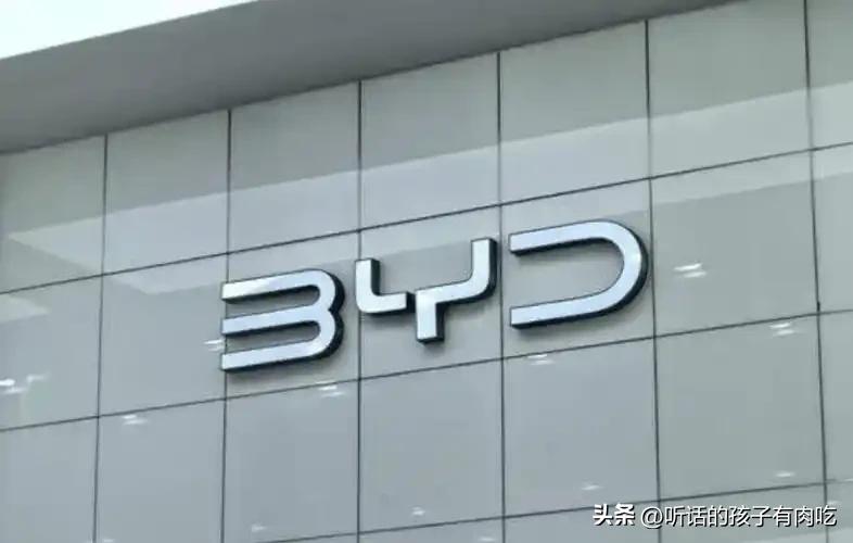 这就是为什么大家支持比亚迪的原因！
2014年，卡罗拉16.8万元起
2014年