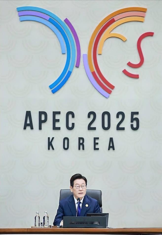 韩国高规格安排中国
当地时间10月31日上午，中方抵达庆州市和白会展中心，而韩国