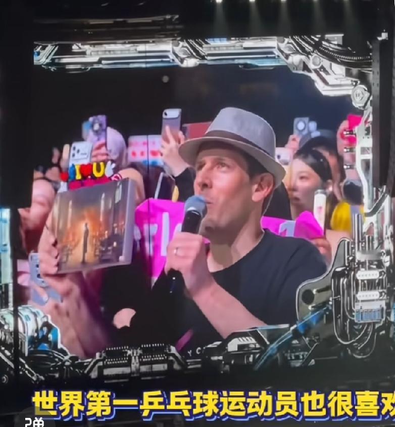 洋薯条点了莎莎最爱的歌《我是如此相信》，好感动啊！爱莎莎的粉丝无处不在！
周杰伦