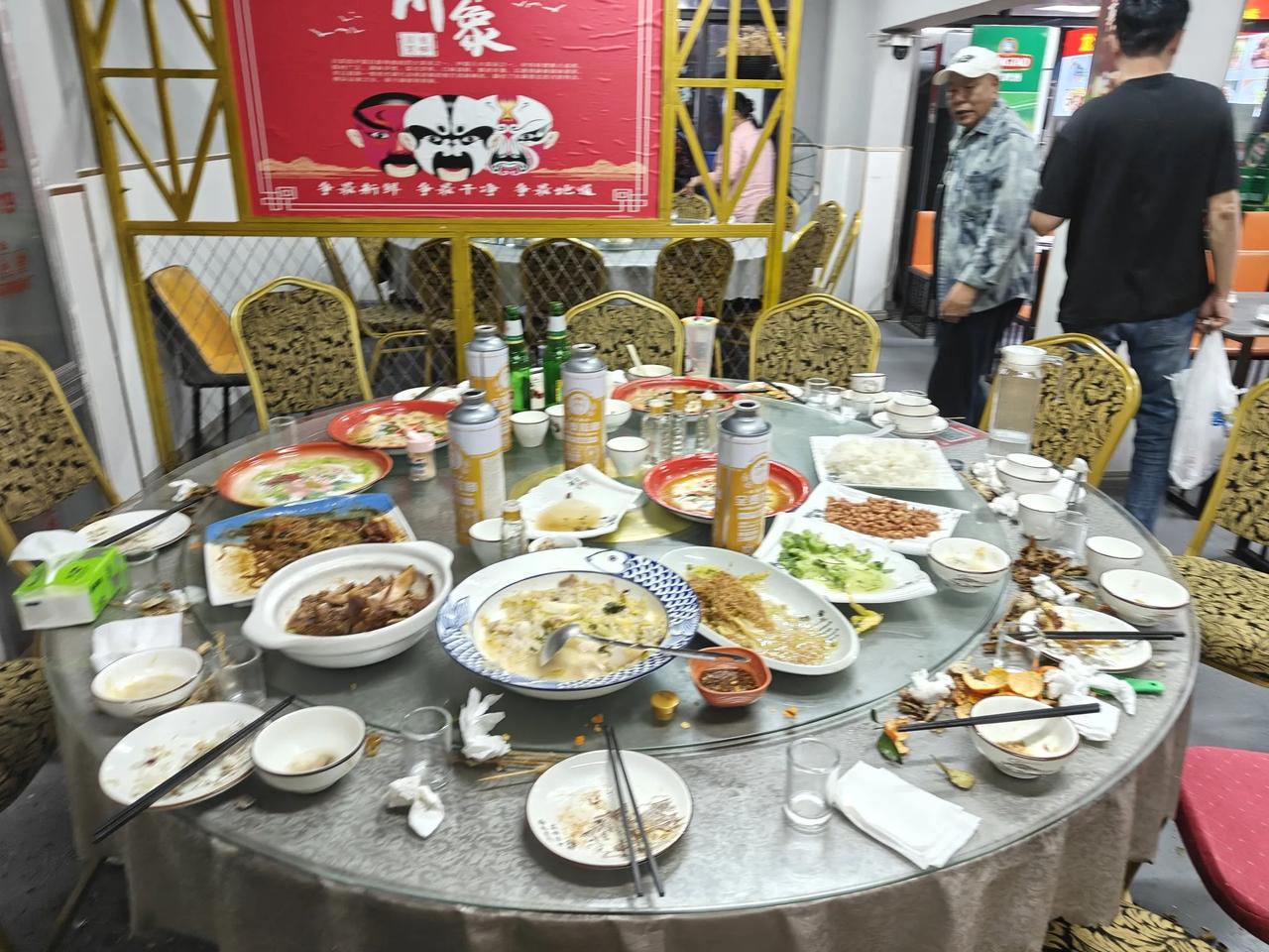 休酒，不喝了。保命要紧！

“世人都晓神仙好，只有娇妻忘不了！
君生日日说恩情，