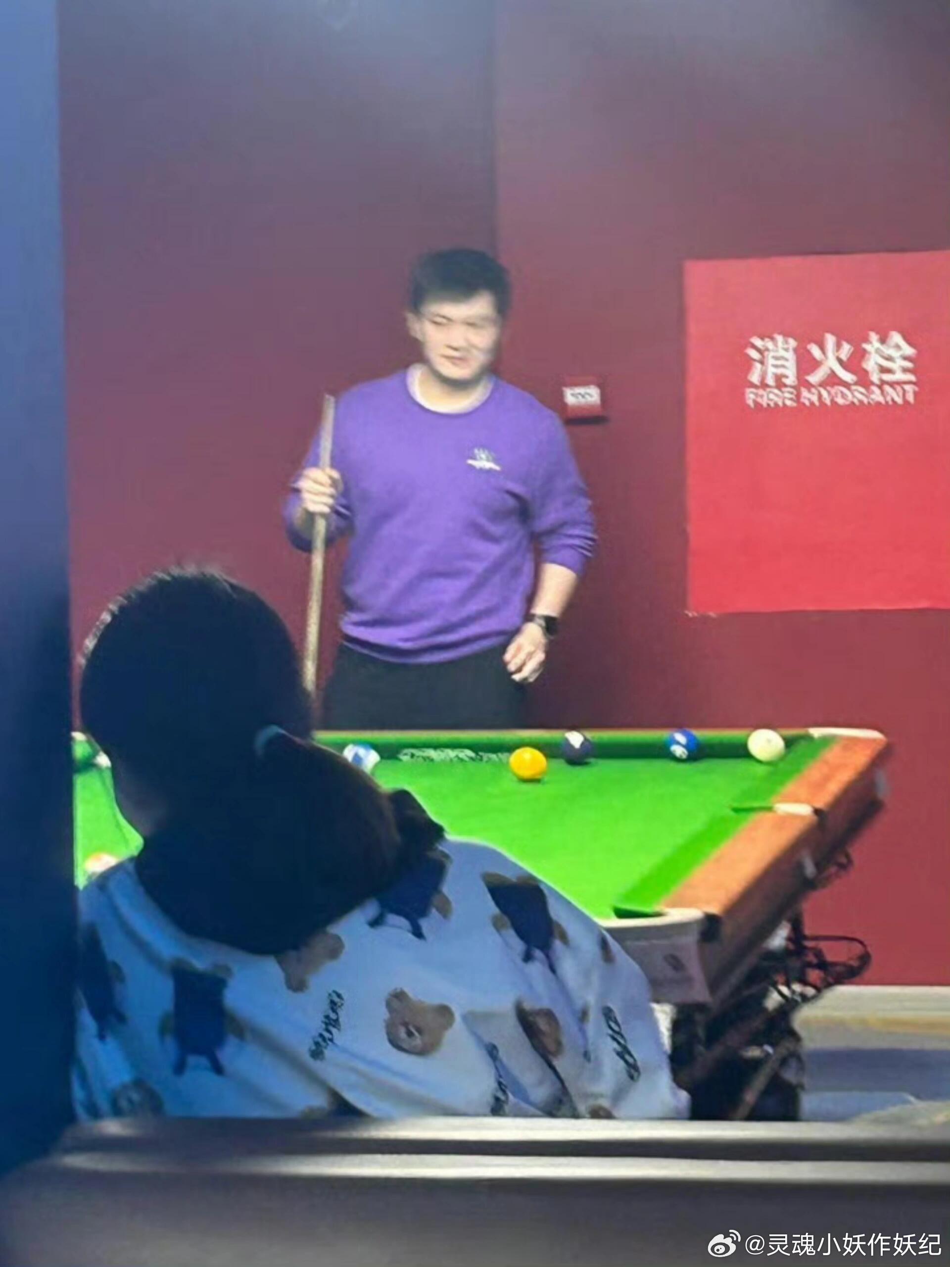 樊振东竟然还会打台球！！！ 