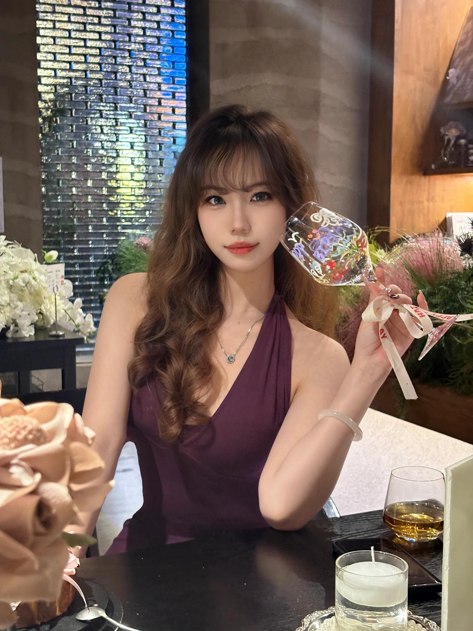 好好看我的脸 像是会对命运低头的女人吗