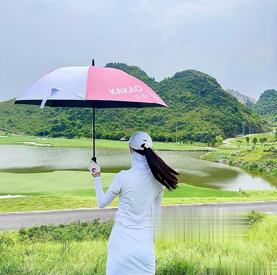 《为什么离婚率越来越高？》因为资本在捧杀女性。不信你看，从年头到年尾，资本为女性