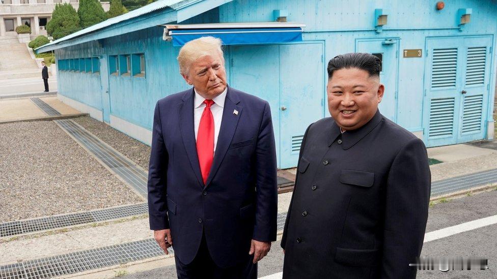 特朗普向朝鲜献殷勤！
转头就拿韩国军演开刀，
李在明：谁才是美国亲兄弟？

特朗