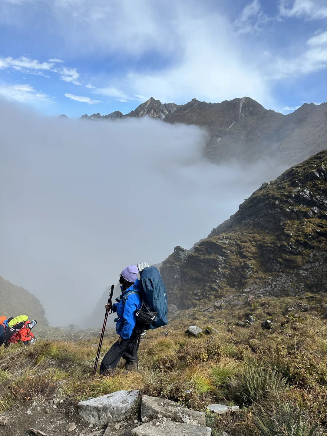 这是一条定时发布的动态，此刻我们正在6200米，向6886的中山峰冲顶...