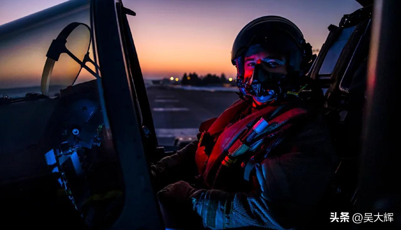 “每一秒都至关重要”——德国飞行员讲述伴飞拦截俄军机任务
 
德国军方飞行员正频