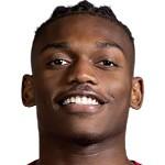 意甲第24轮，AC米兰在圣西罗摆开“火锅宴”，迎战远道而来的科莫队，本场“执法大