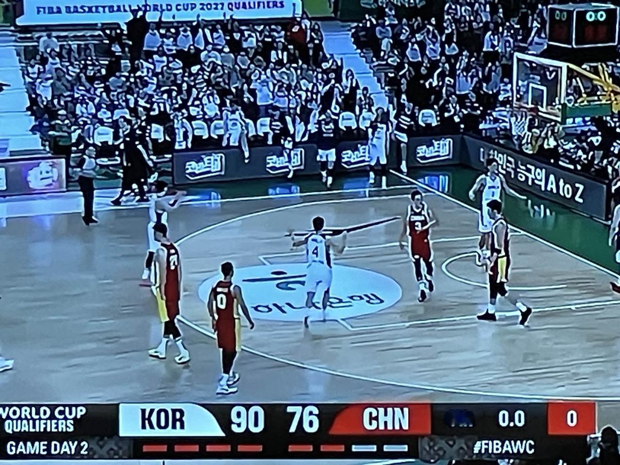 中国男篮又输了，这次是客场输给了韩国。比主场的时候输得更惨。76:90。输得毫无