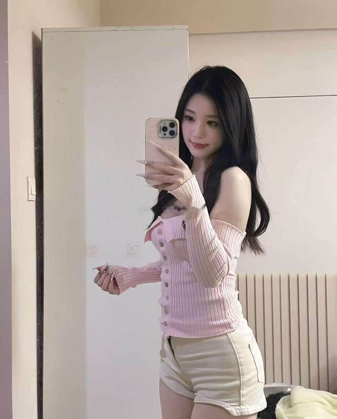 性别：女籍贯：海南目前所在地：海口年龄：23身高：161体重：44kg工作：自由