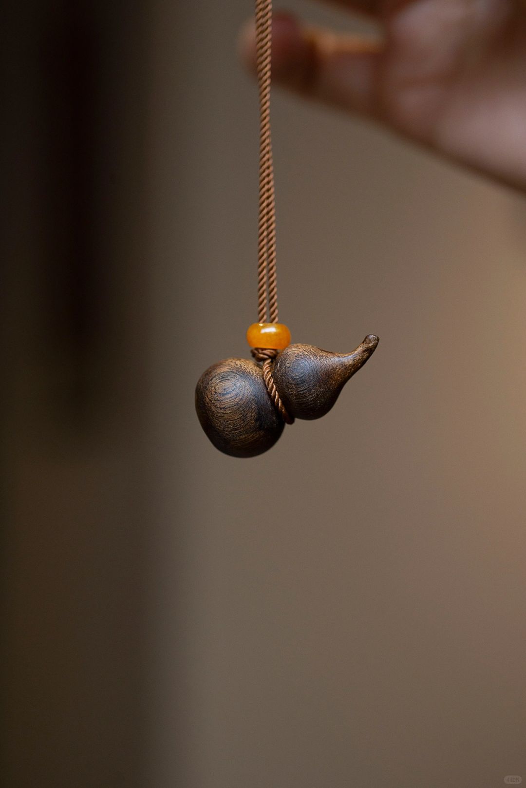 戴上就不想摘下来了，谁还没拥有沉香葫芦呢