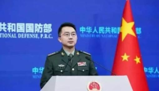 就在特朗普批准出售武器装备给台湾后，中国首次以“武力”威慑美国，中国公开表态：解