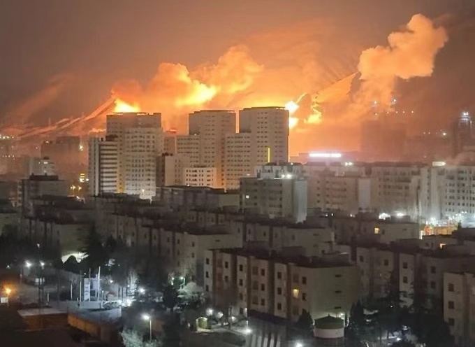 美以侵略伊朗“史诗般的愤怒”第四天。数百名伊朗平民丧生，其中包括168名学童。五