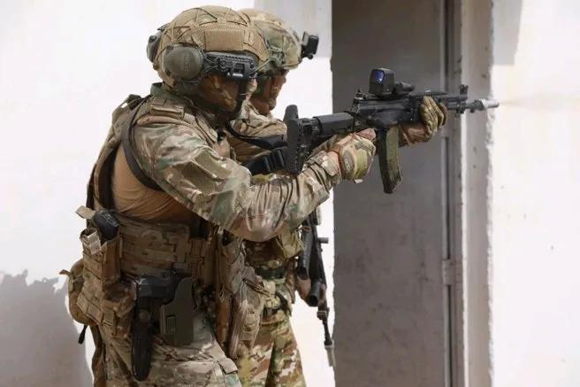 美国芝加哥大学著名国际政治学者米尔斯海默（John Mearsheimer）周二