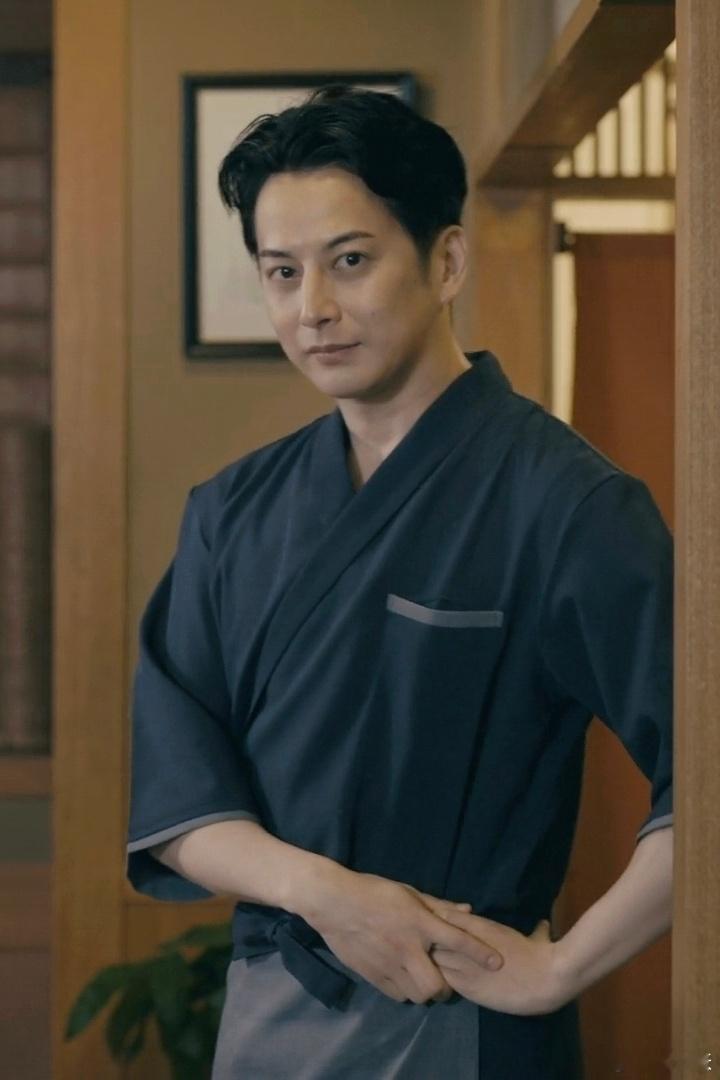 石黑英雄石黑新图预览 新剧『35歳、今さら恋とかありえない』的一些剧照截图和花絮