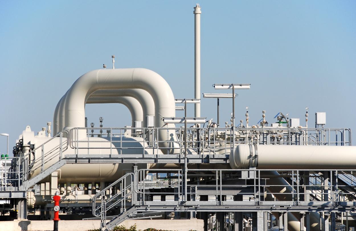 4月7号凌晨，沙特那边传来一个炸锅消息，其东北部的核心石化重地，突然遭到了大范围