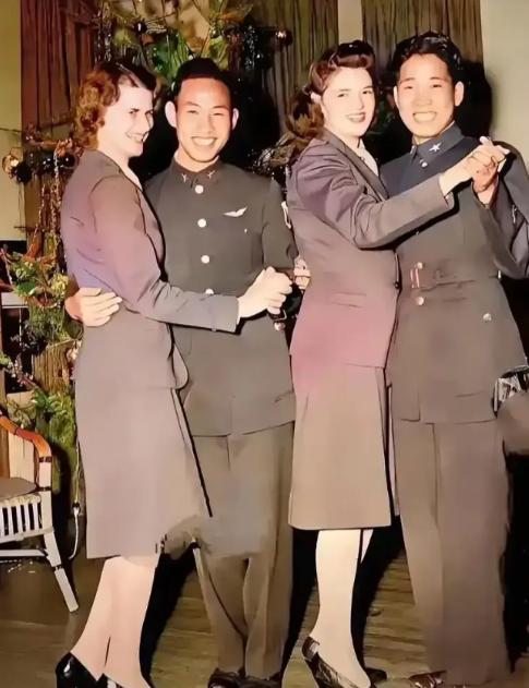 1917年，大批山东汉子被骗到法国挖煤，到了才知道不是挖煤，而是干苦力，但出乎意