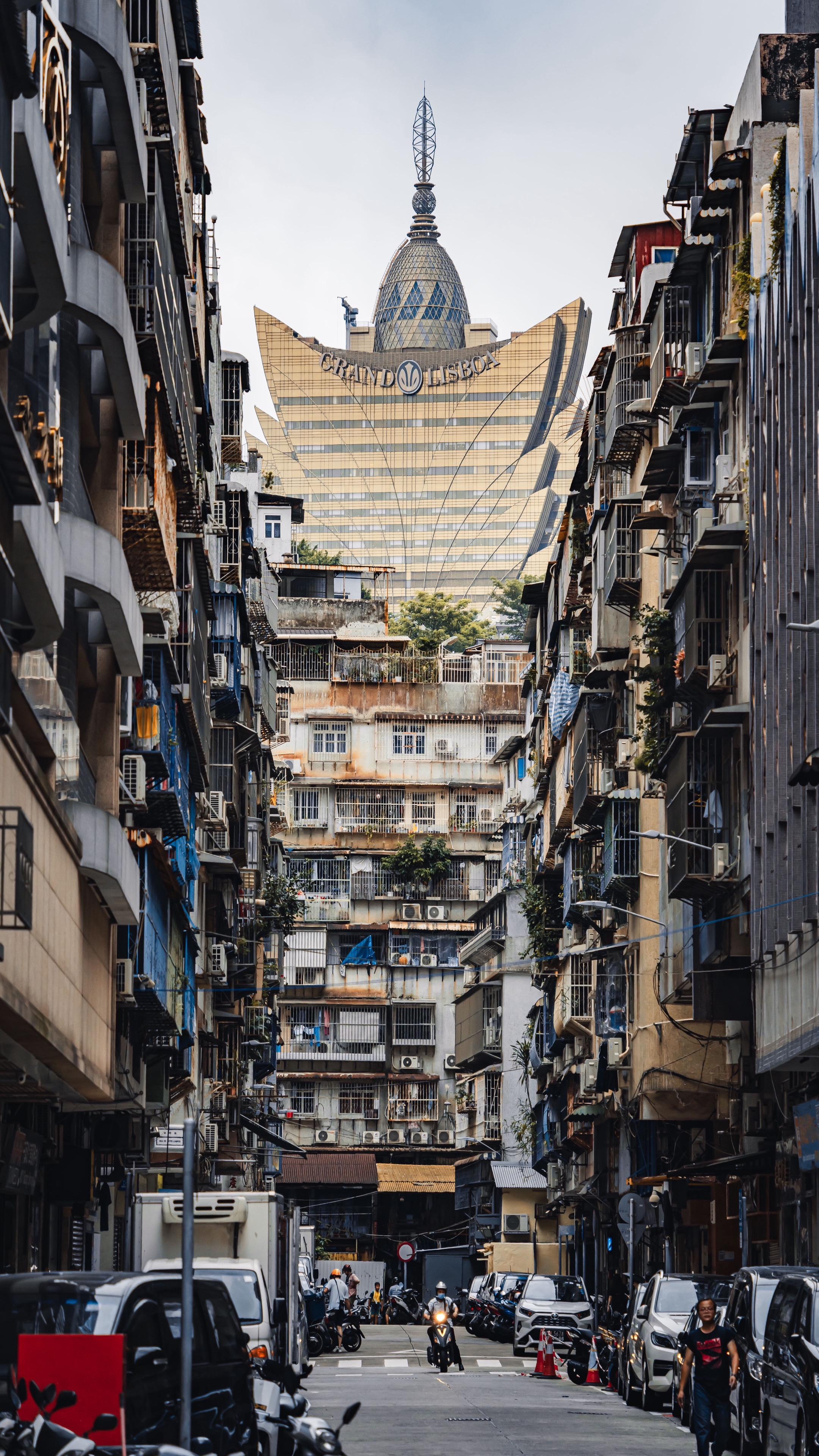 来澳门旅游，不可错过的宝藏地方。1、东望洋新街（老城街巷拍新葡京） ✅...