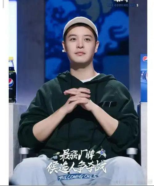 马頔念台词是真行 民谣歌手念起小说台词来，比专业配音还带感。白野那个嚣张狠戾的劲