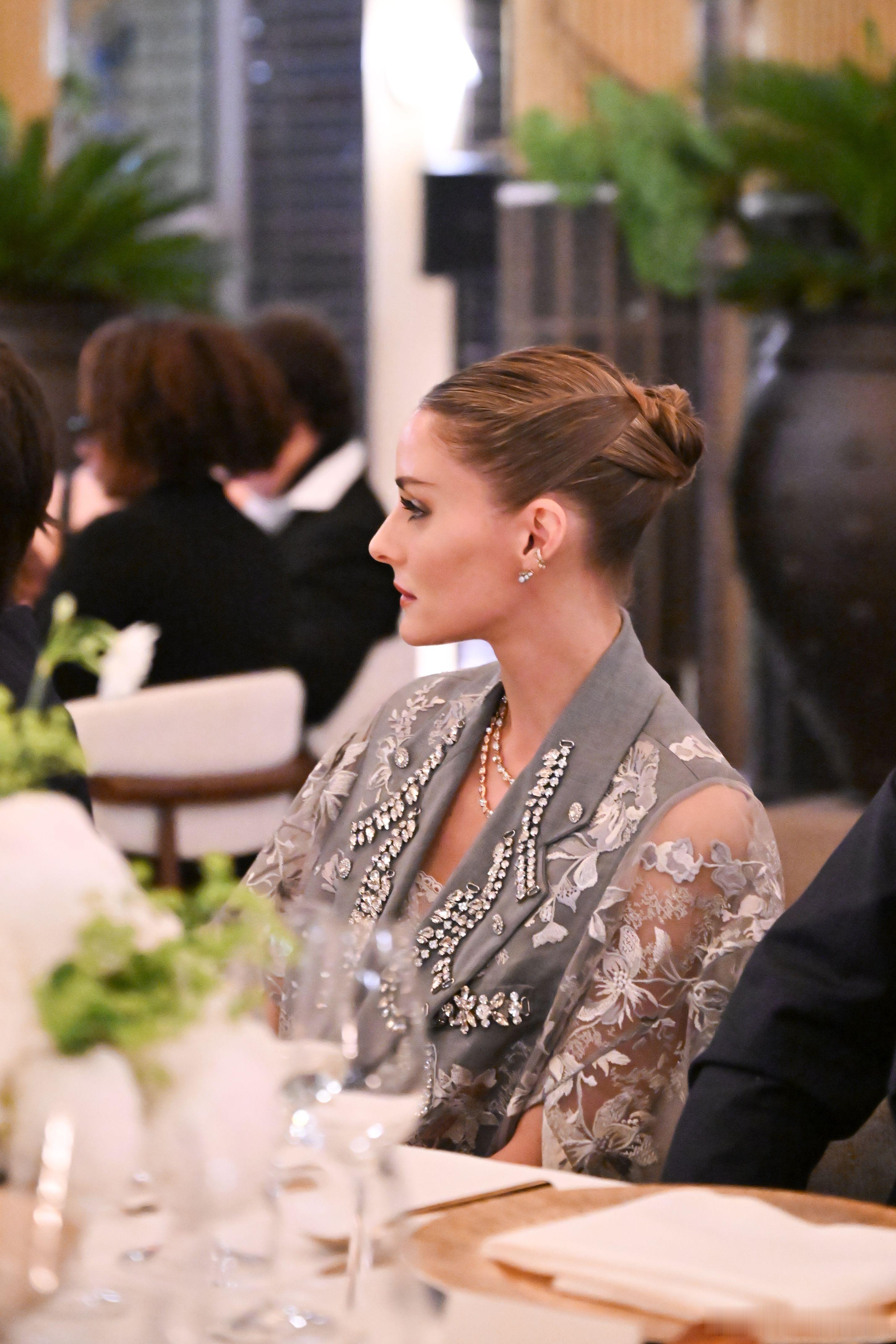 Olivia Palermo奥利维亚巴勒莫和老公Johannes Huebl约翰