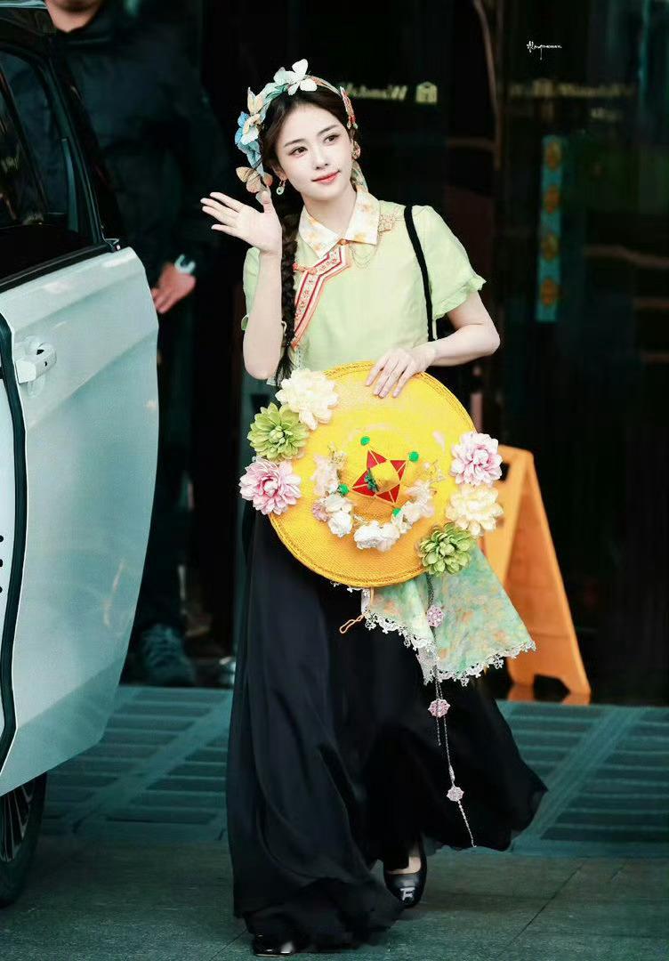 白鹿你果然没骗我这期跑男看点直接拉满，时代少年团与跑男团默契碰撞。趣味互怼欢乐不