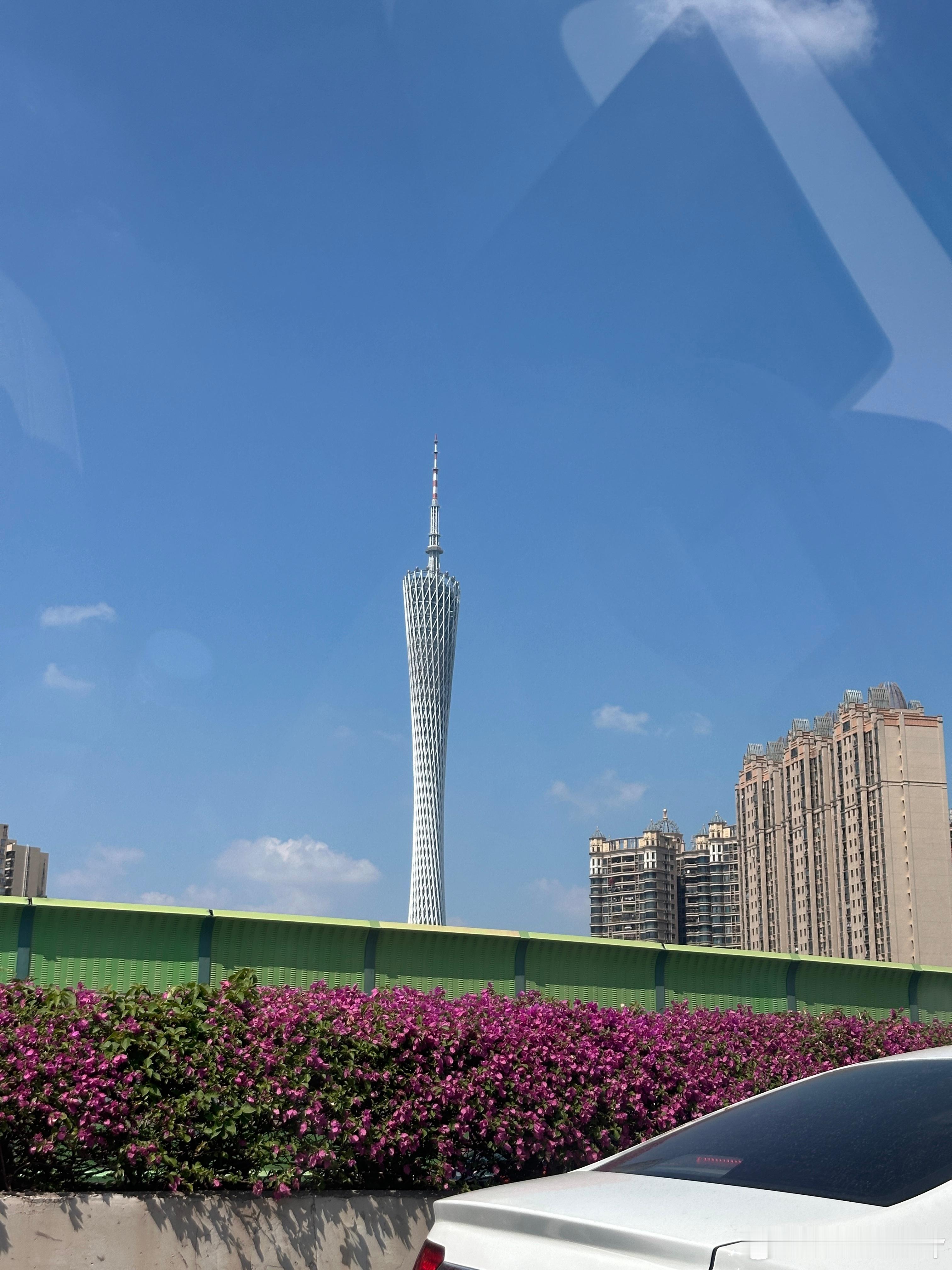 广东真的太热了，今天还是35度[苦涩]  ​​​