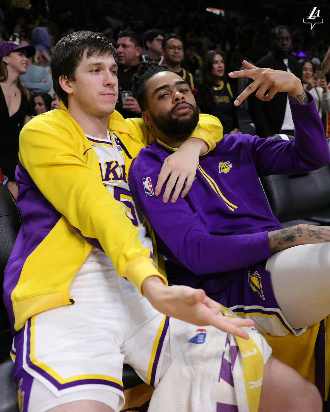 湖人输给快船的比赛，加速了交易里夫斯的脚步，抓紧去换穆雷吧。第一，詹姆斯缺阵，拉