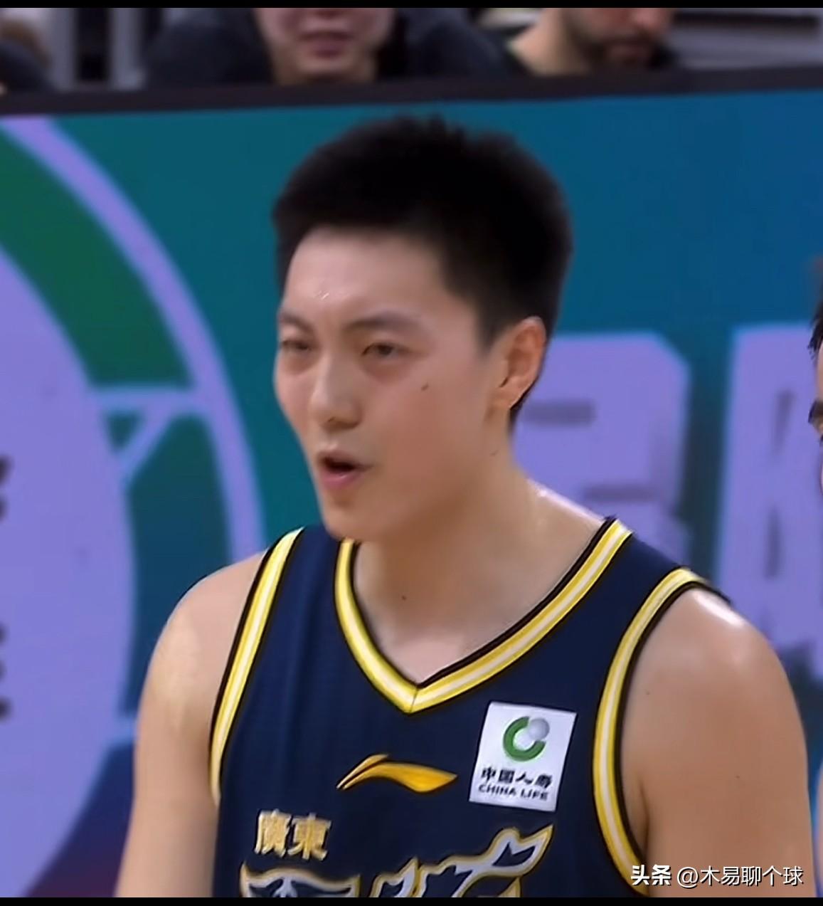 广东男篮到底怎么了？
3月15日晚间，广东男篮主场迎战辽宁男篮，至此，也迎来了崔