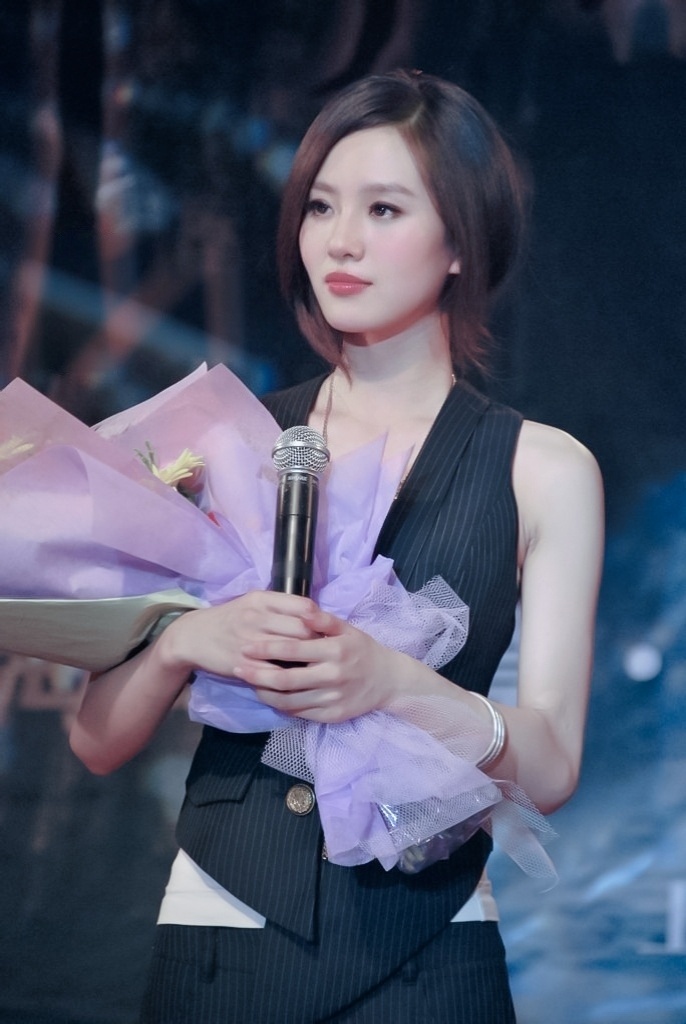 本就明媚 模糊的画质清晰的美貌 