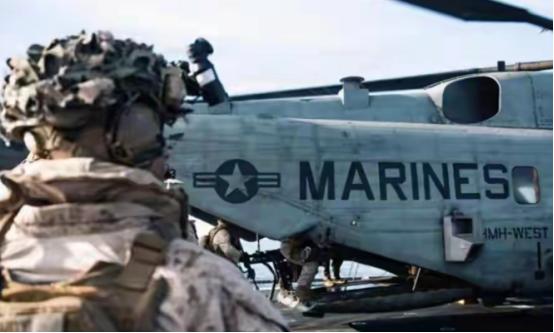 美国和伊朗打到签订停火协议，输赢已经很明显了。
 
伊朗最高指挥者在第一天被炸，