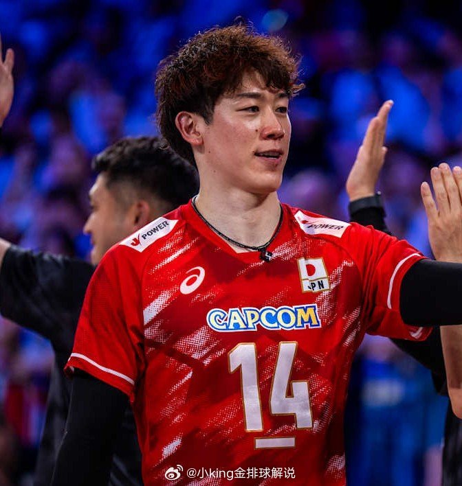 世界排名第3和第5的球队将在今天的比赛中正面交锋。🇺🇸美国 vs 日本🇯?