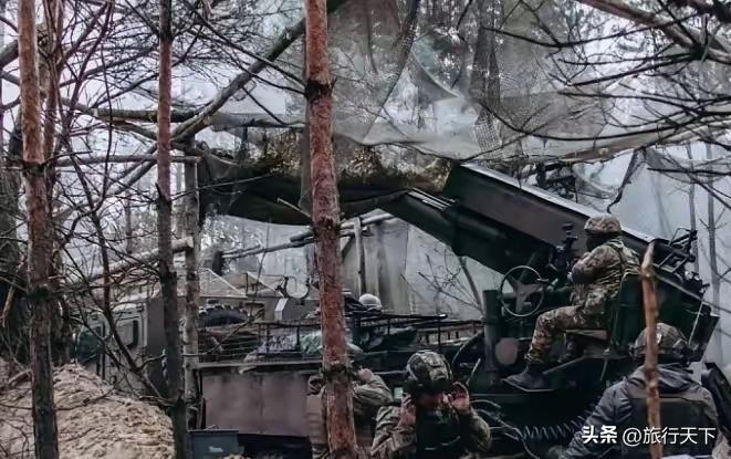 乌克兰宣布夺回一整个州，俄罗斯防线已经被击溃。这回是真打回来了，俄军缓冲区计划告